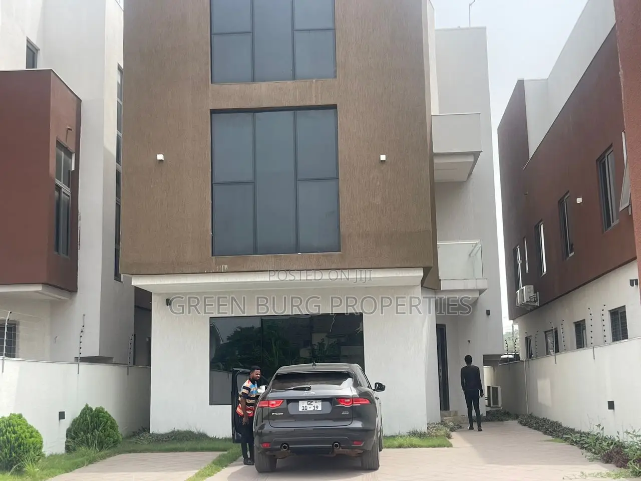 5bdrm House in East Legon for rent