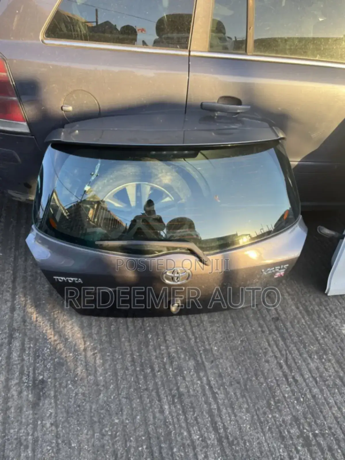 Toyota Yaris Boot; 2008,2009,2010
