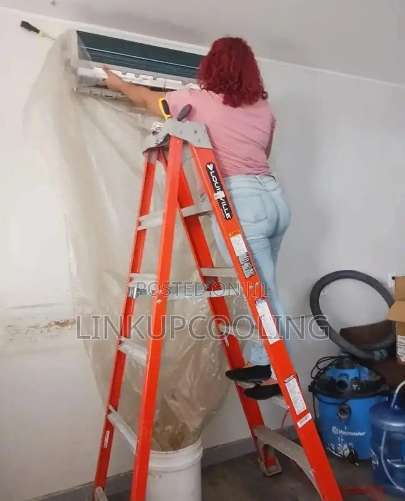 Air Conditioner Service Maintenance Team