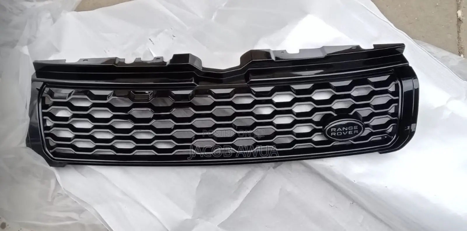 2012 Range Rover Evoque Front Grille Available