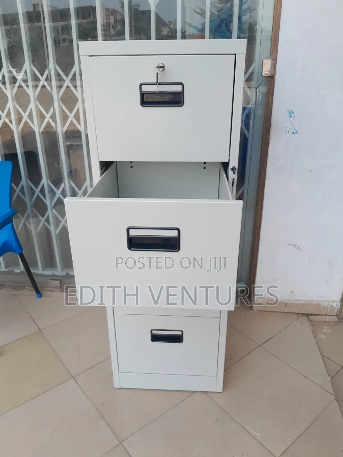 Lockable File Cabinet With Safe