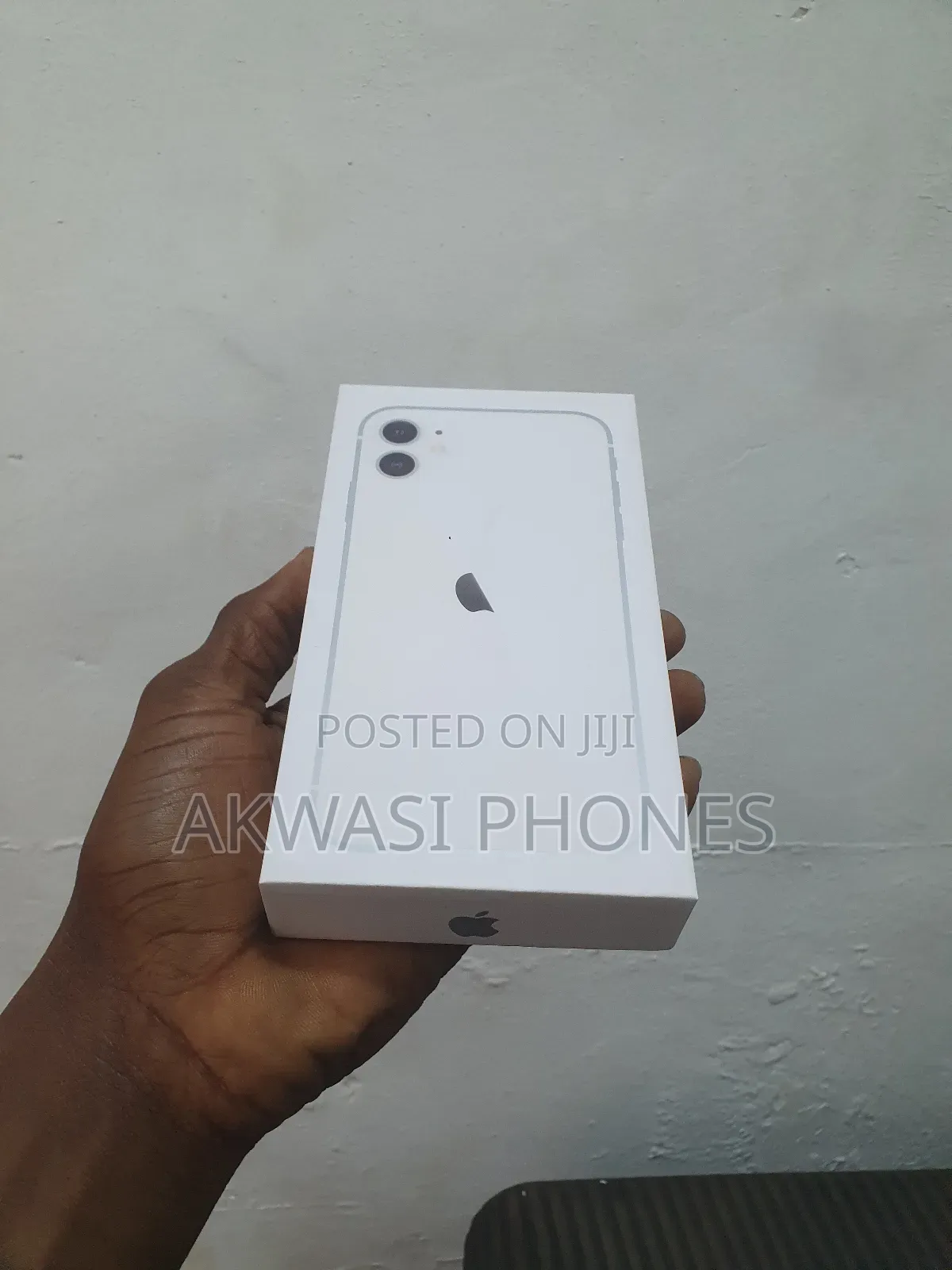 New Apple iPhone 11 128 GB White
