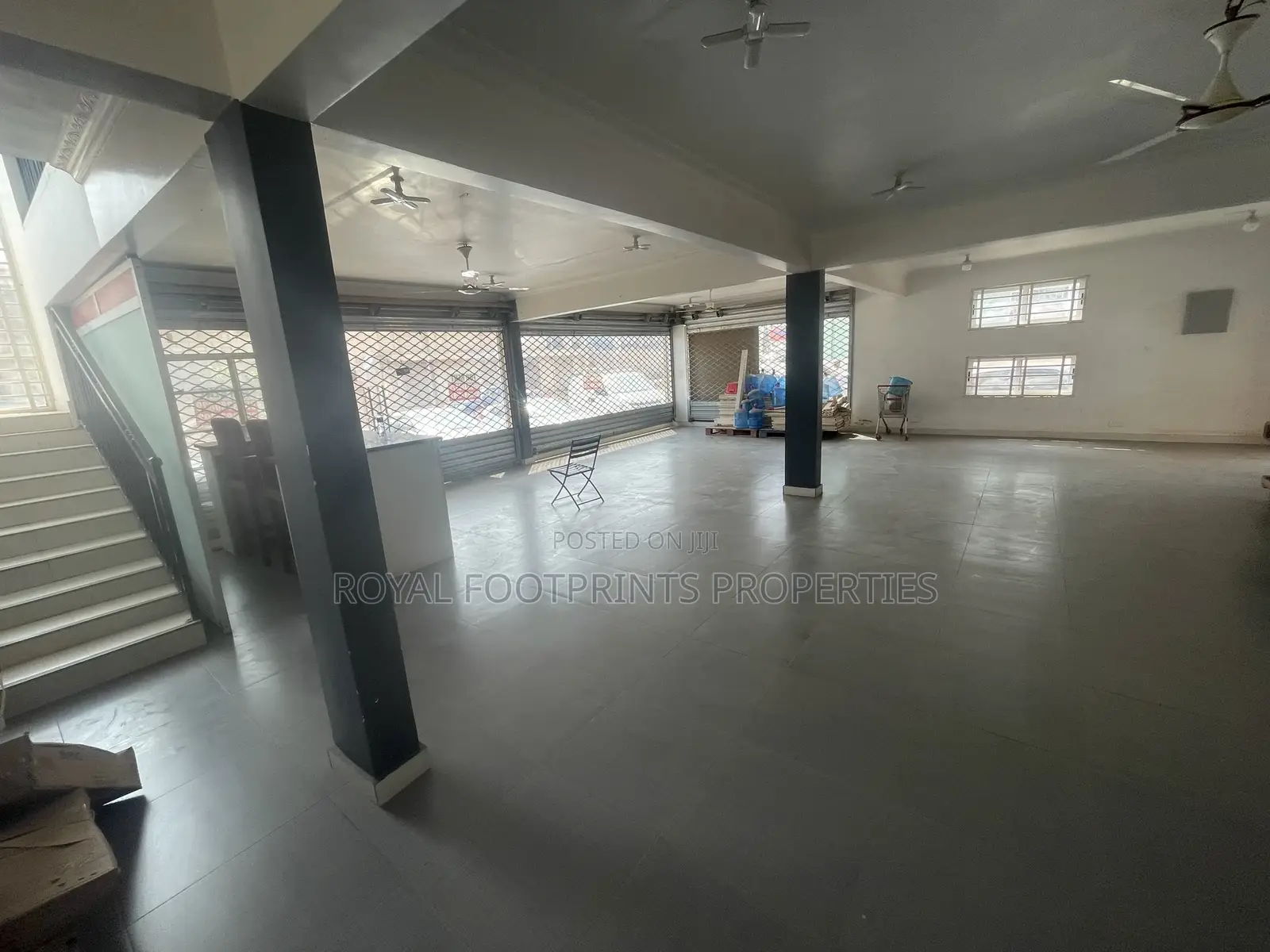 A Very Big Shop/Office Space Up for Rent