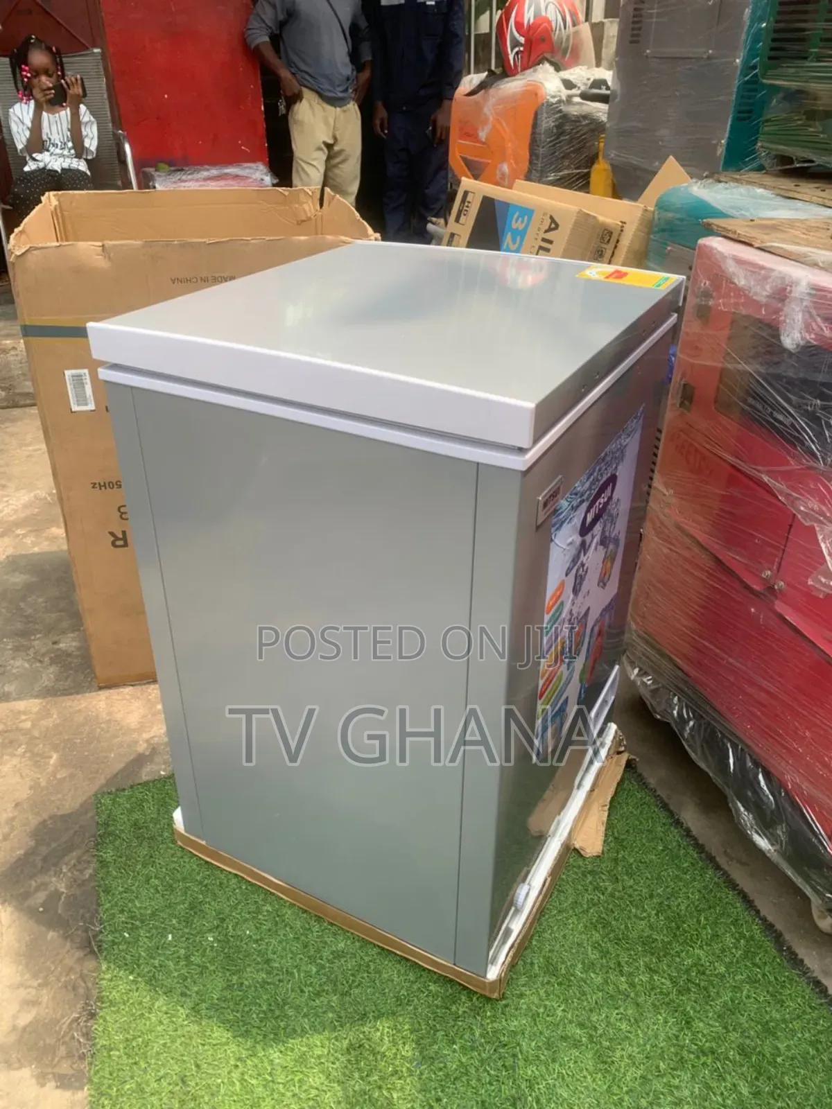 Eco-Friendly Chest Freezer 93L ME-110B Chest Freezer)