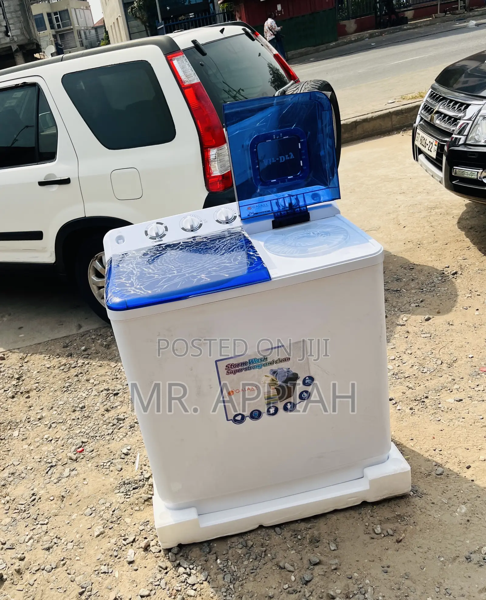 Effortless Cleaning Galaxy 13kg Twin Tub Washing Machine.