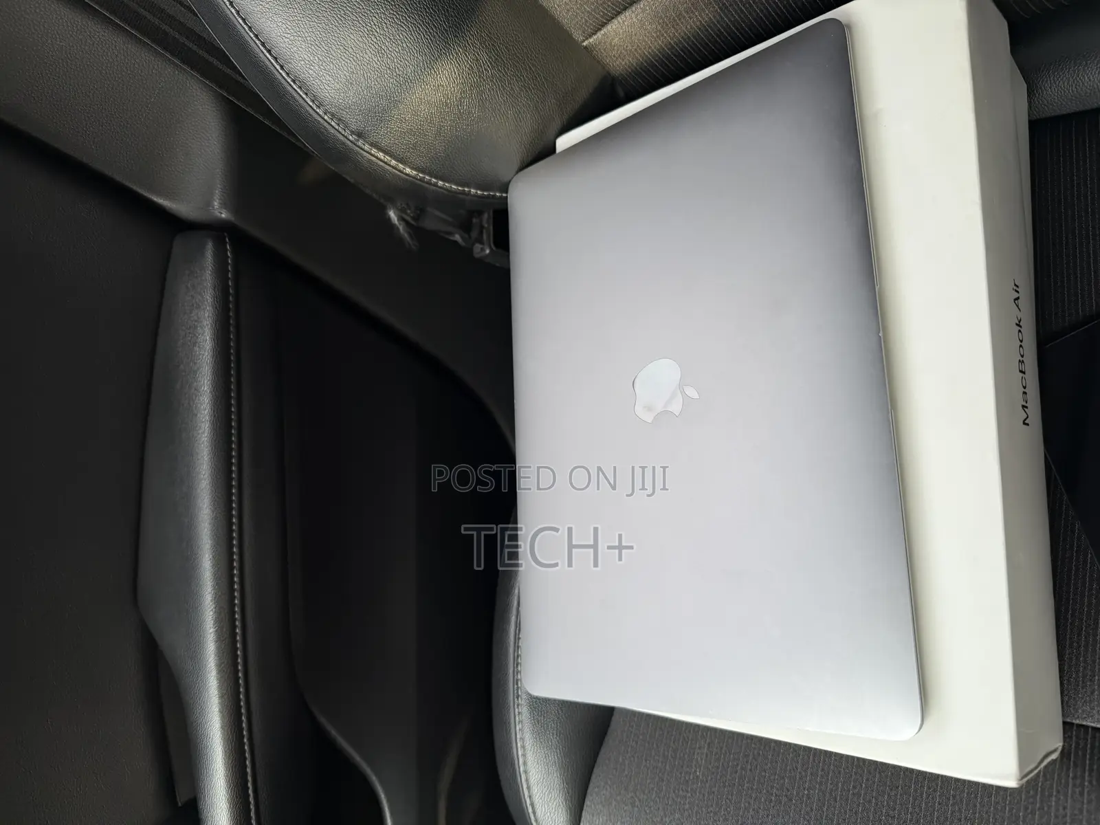 Laptop Apple MacBook Air 2020 M1 8GB Intel Core i5 SSD 256GB