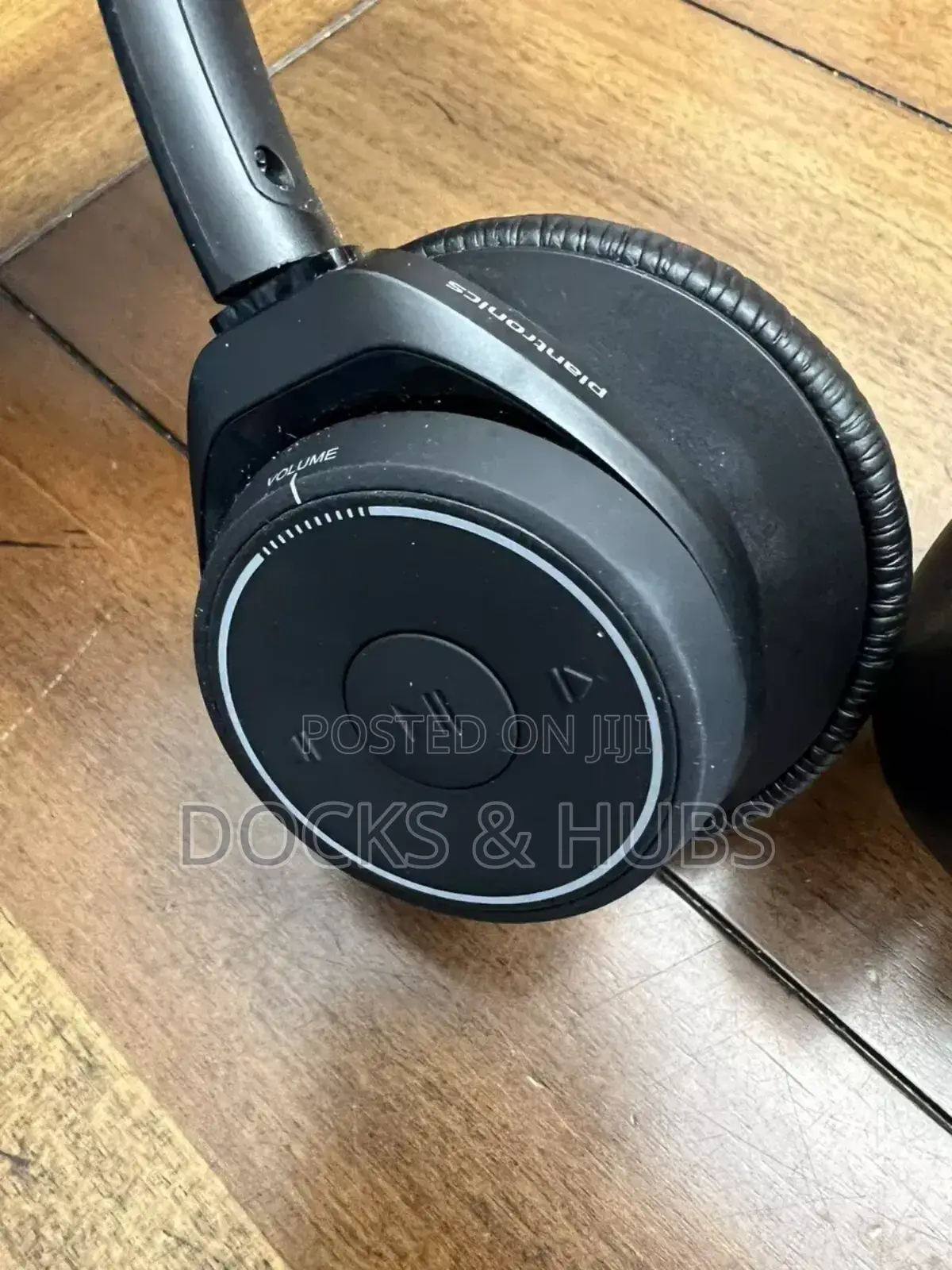 Plantronics Voyager Focus UC B825 Stereo Headset - Wireless