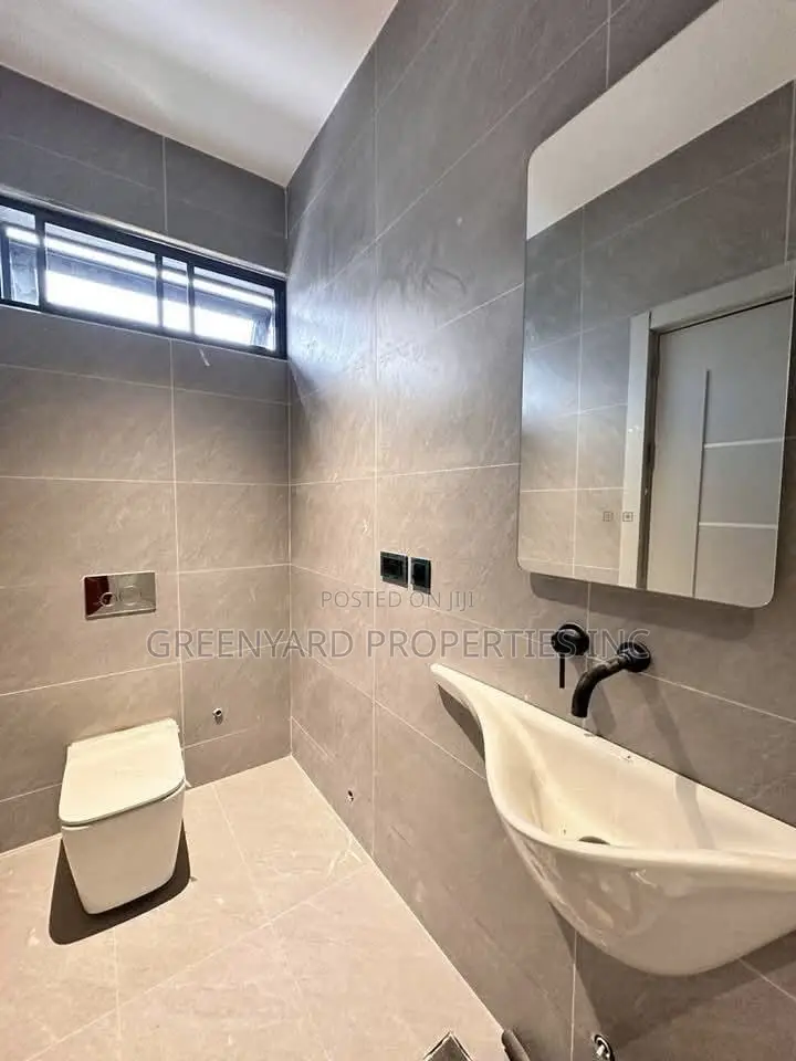 3bdrm House in Aburi for sale