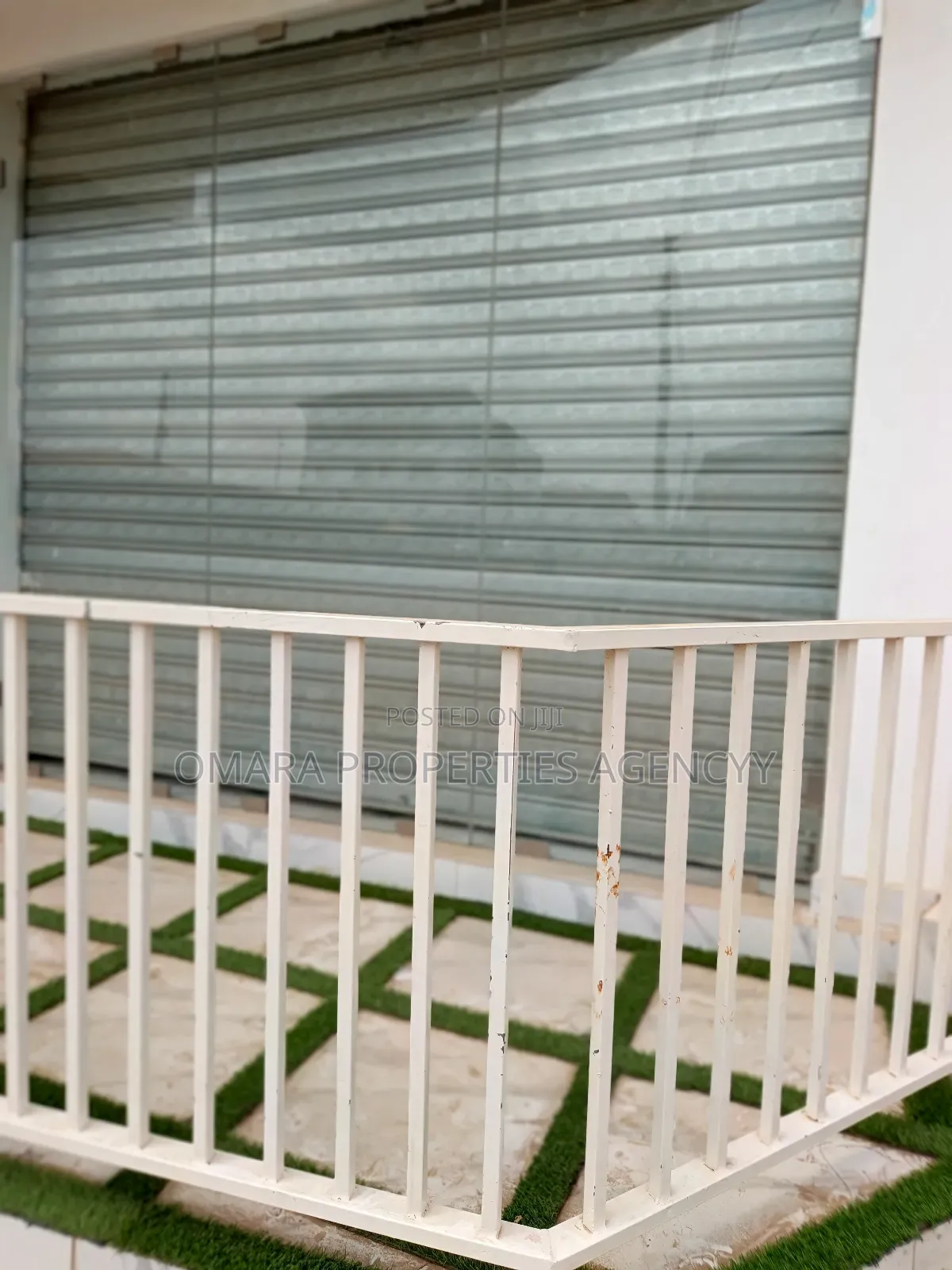 Spacious Shop Available