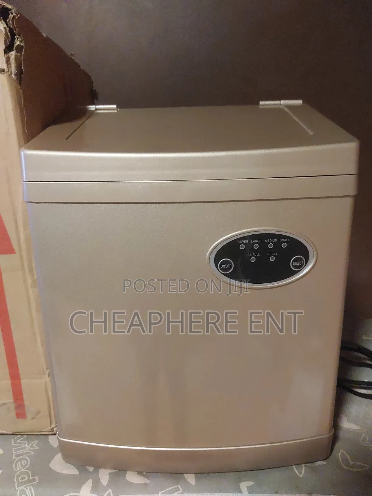 Ice_maker_machine