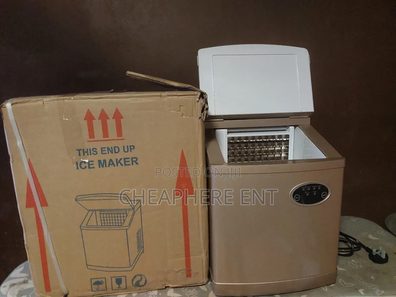 Ice_maker_machine