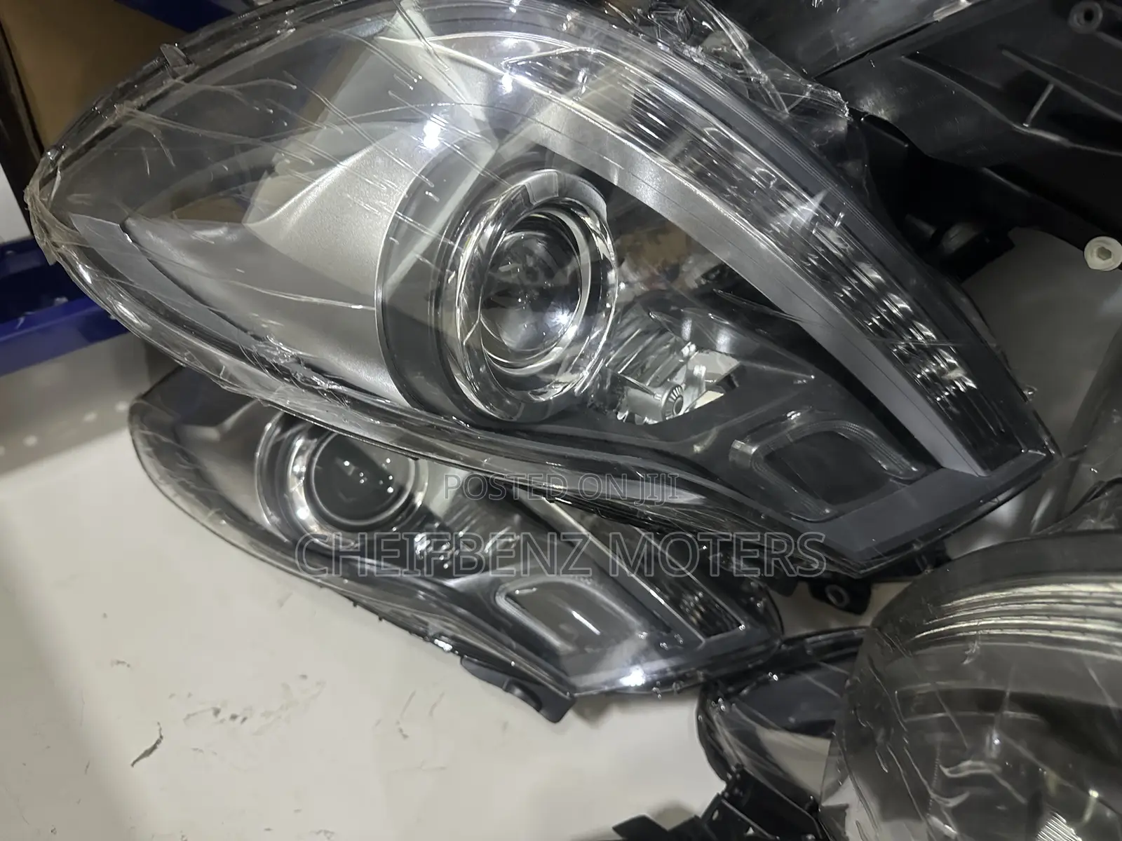 Mercedes Benz C250 LED Headlight Pair