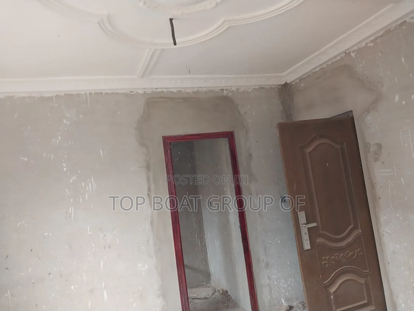 6bdrm House in Top Boat Estate, Kumasi Metropolitan for sale