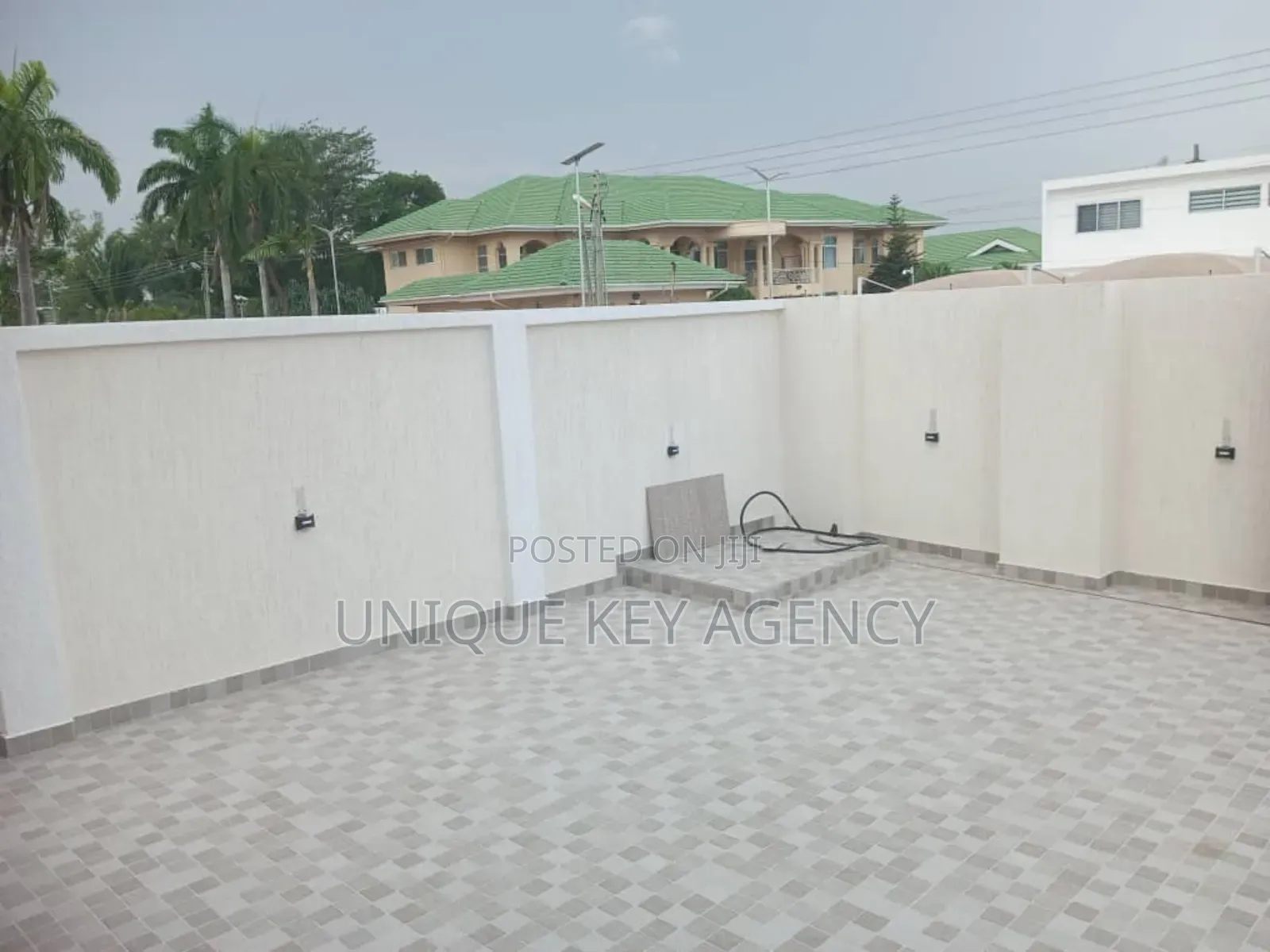 5bdrm House in Unique Key Agency, Airport Residential Area for sale