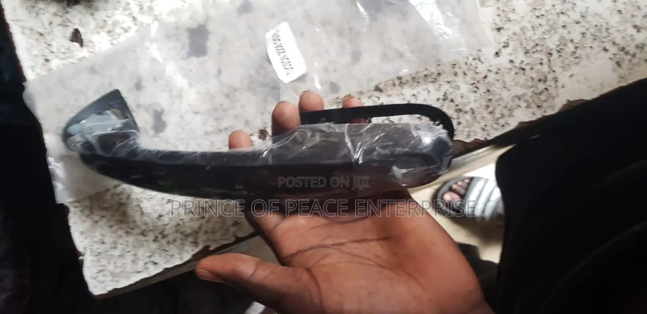 Hyundai Tucson 2008 2009 2010 Outside Door Handle