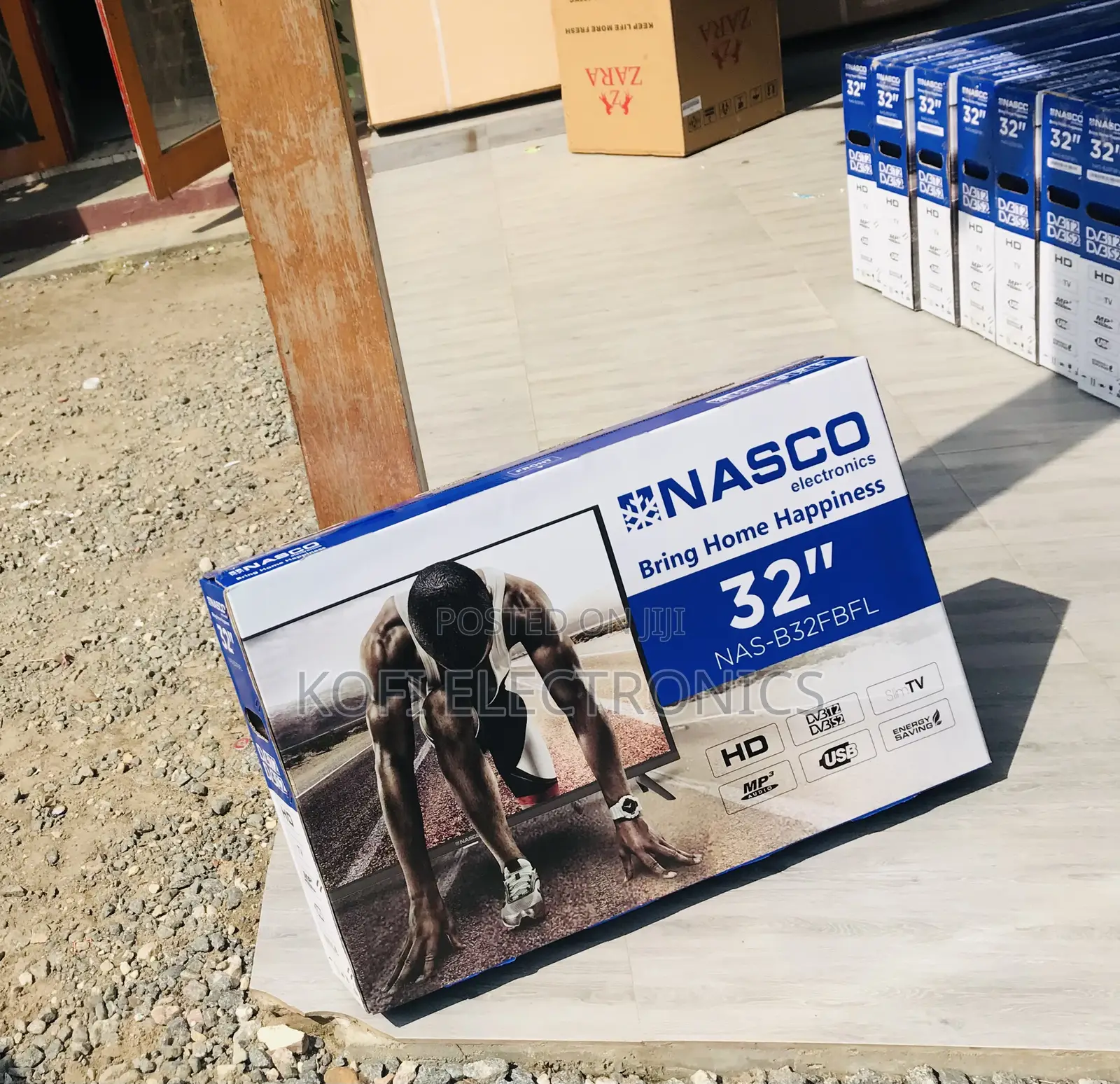 Design & Great Tech Nasco 32′′ Digital Satellite LED TV