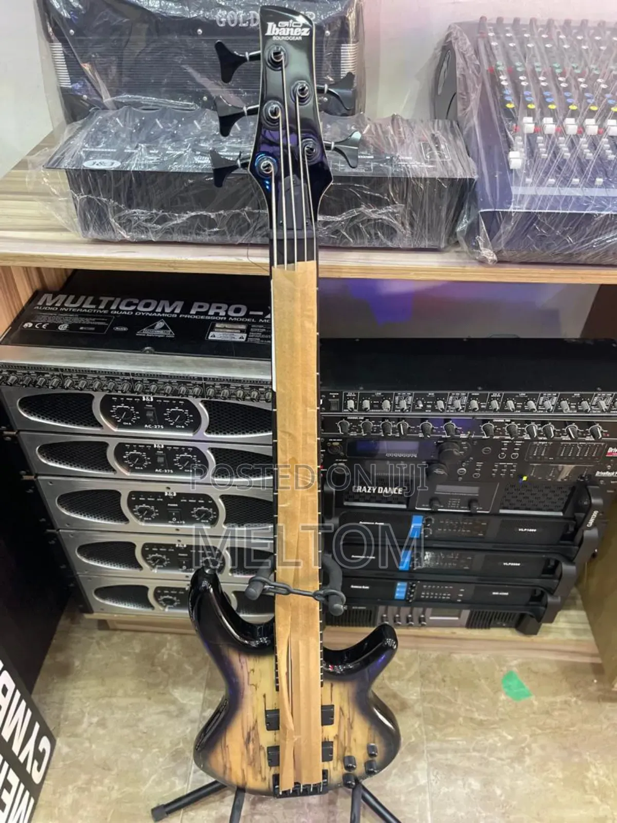Ibanez Soundgear Gio 5strings Active Bass Guitar
