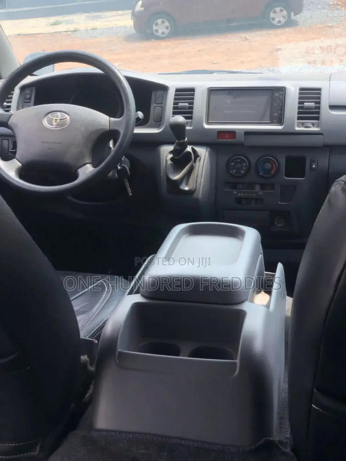 Toyota HiAce 2008 Silver