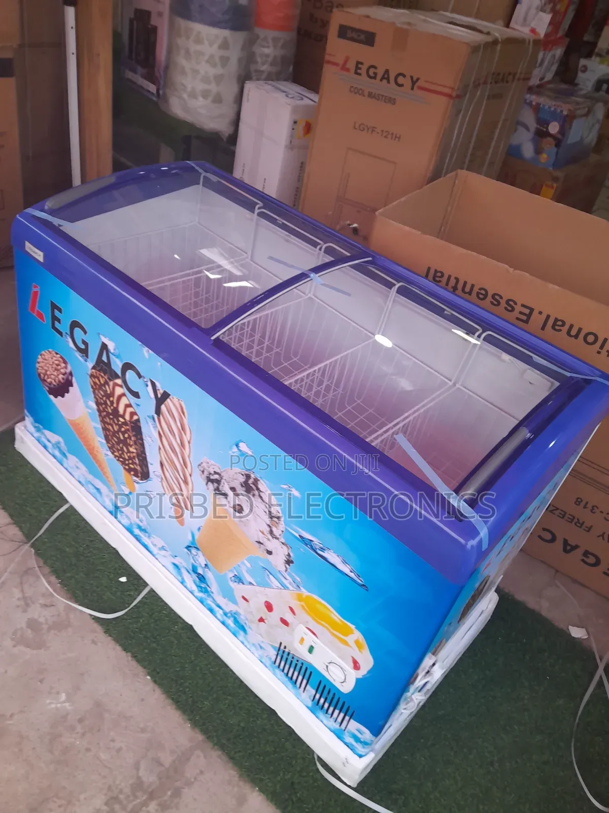 Legacy Durable Ice Cream / Showcase Freezer 318 Litres