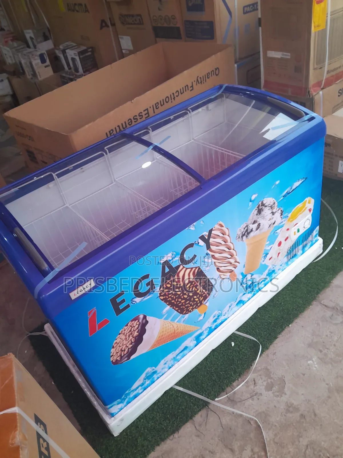Legacy Durable Ice Cream / Showcase Freezer 318 Litres
