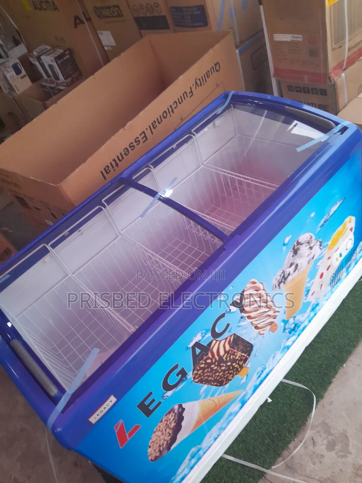 Legacy Durable Ice Cream / Showcase Freezer 318 Litres