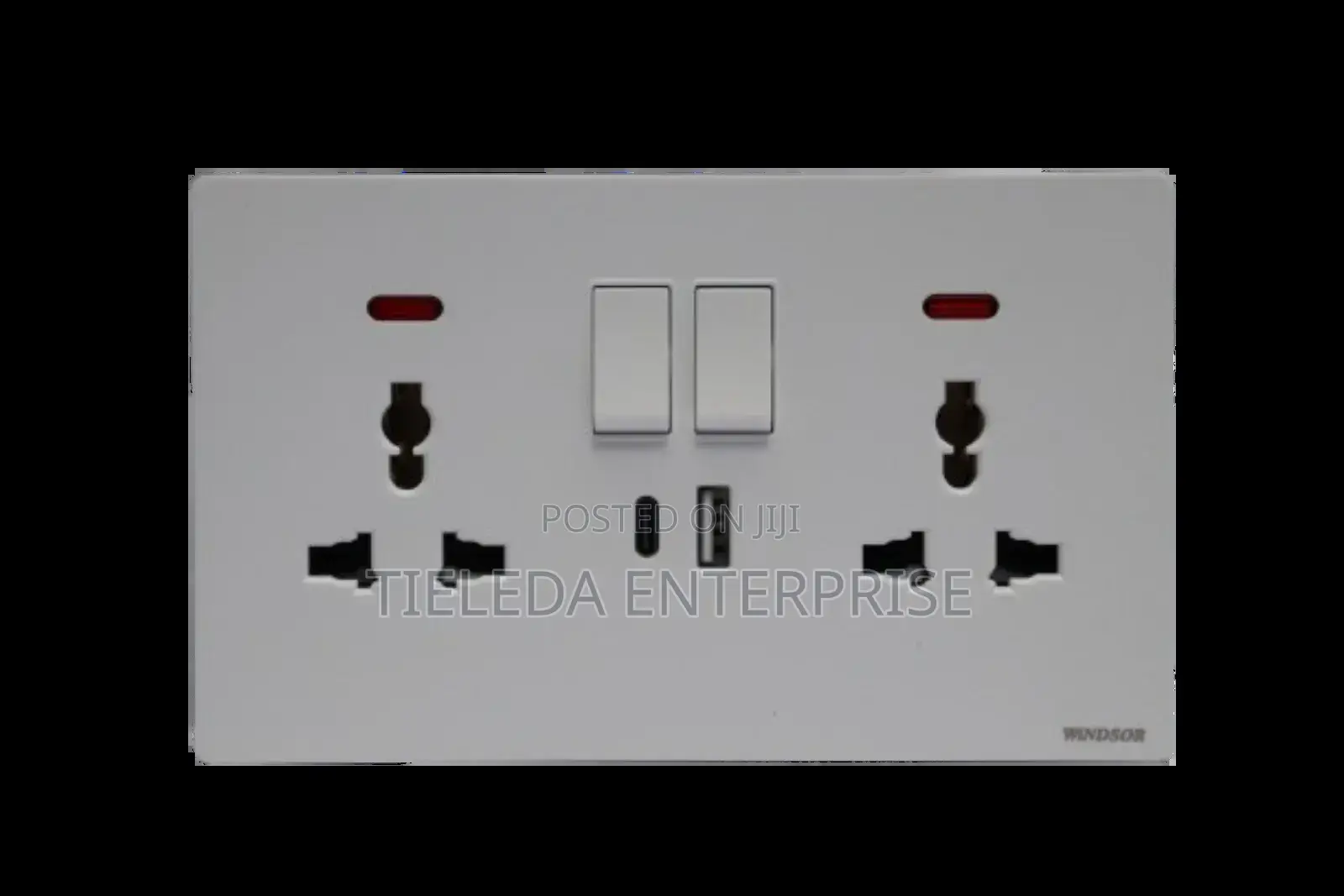 UK Made Muiti Socket With USB and Type C 10years Warranty