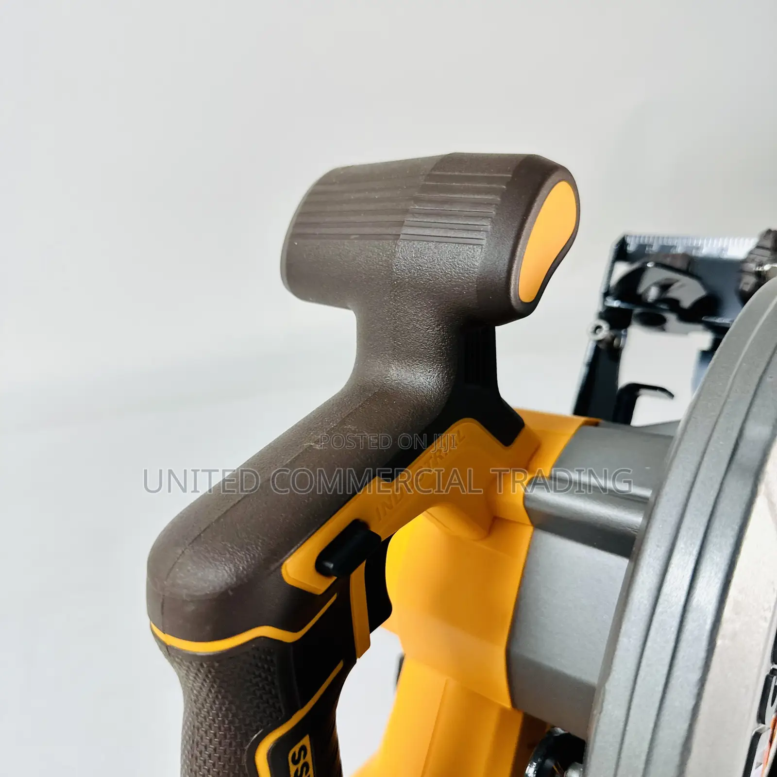 Circular Saw (Cordless 20v)