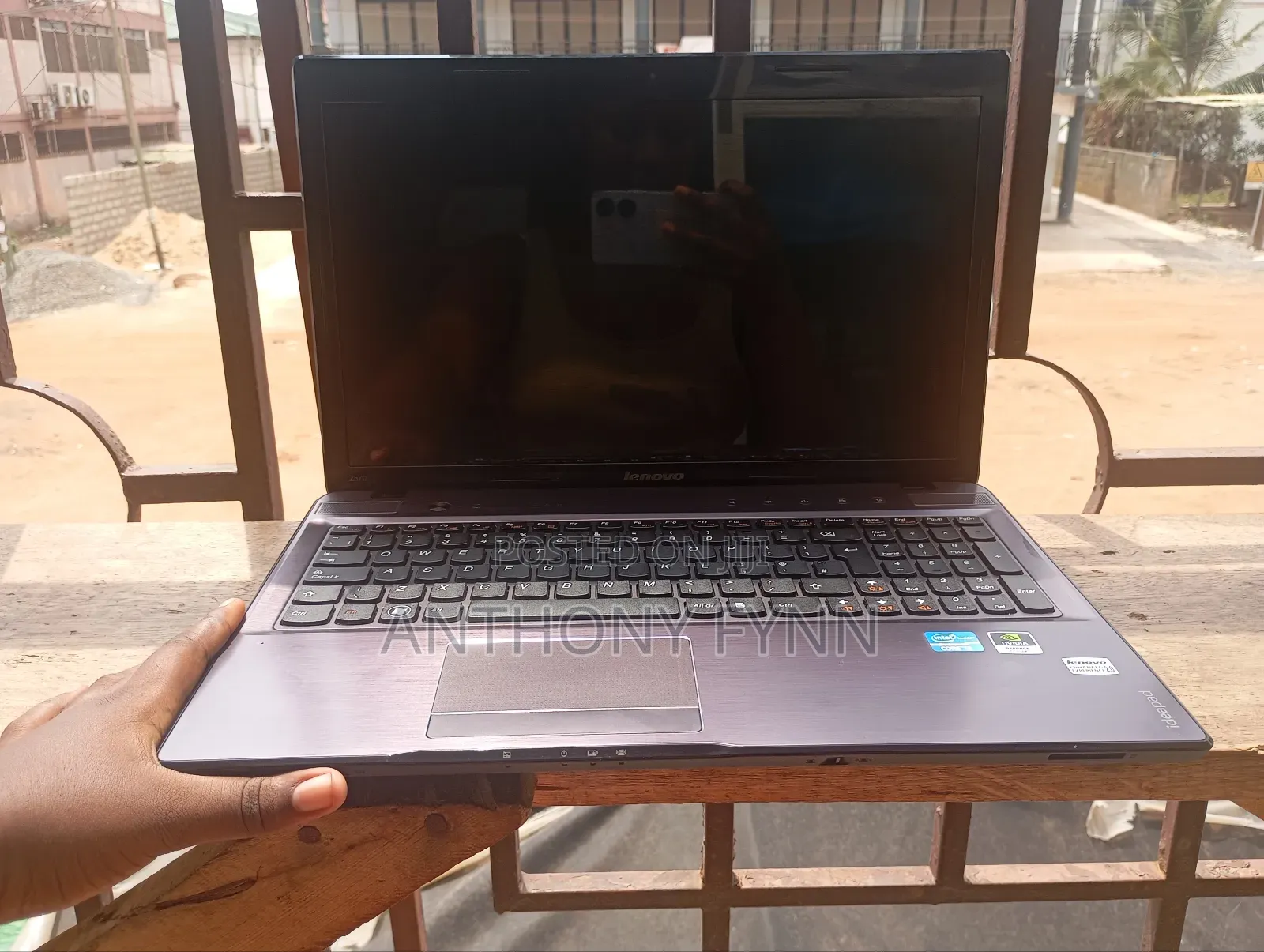 Laptop Lenovo IdeaPad Z570 8GB Intel Core I3 SSD 256GB