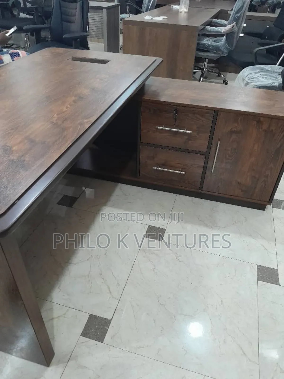 High Quality Coner Desk for Sales
