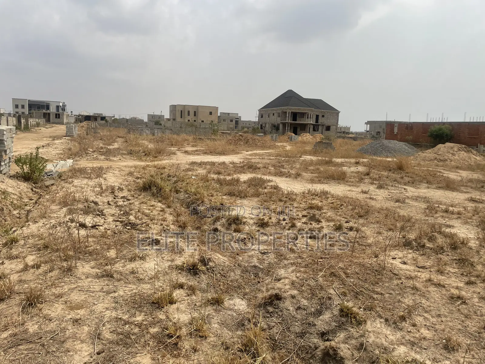 1 Acre of Land for Sale in Community_25 Tema