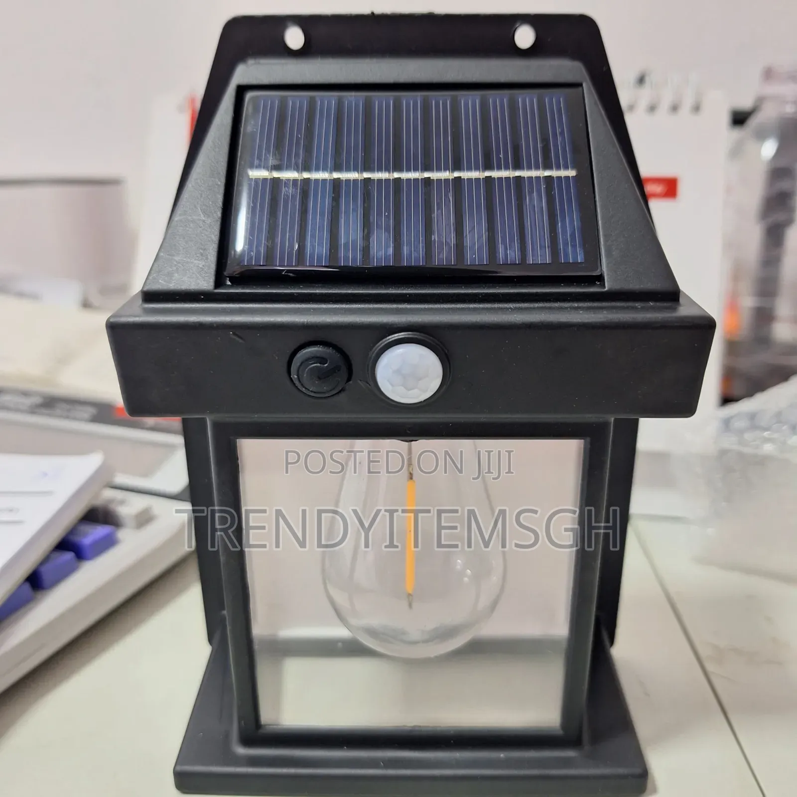 Solar Powered Tungsten Filament Wall Lamp