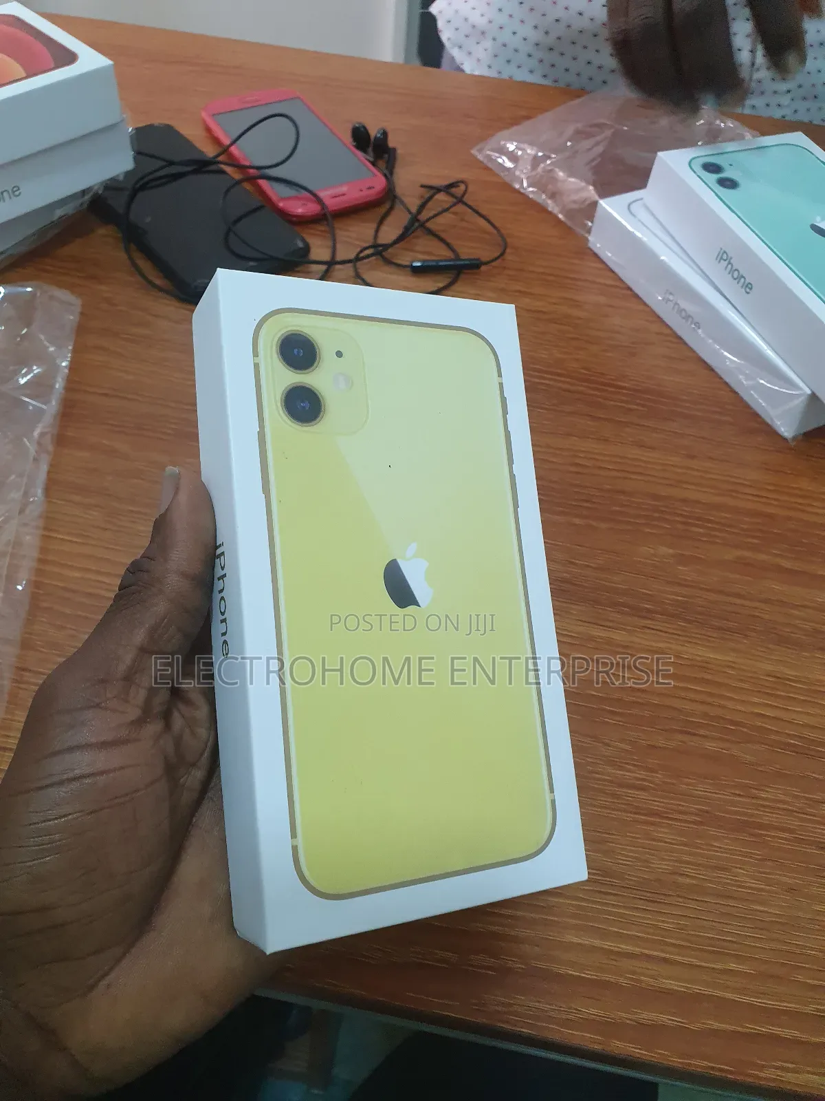 New Apple iPhone 11 128 GB