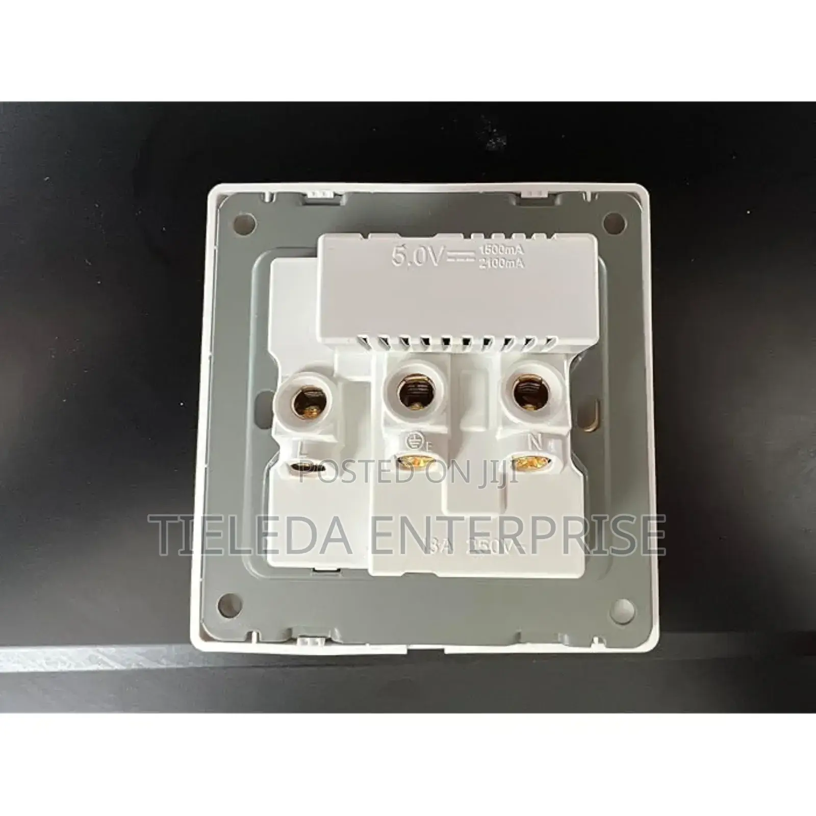 Best Vintage Type C Muiti Socket With USB