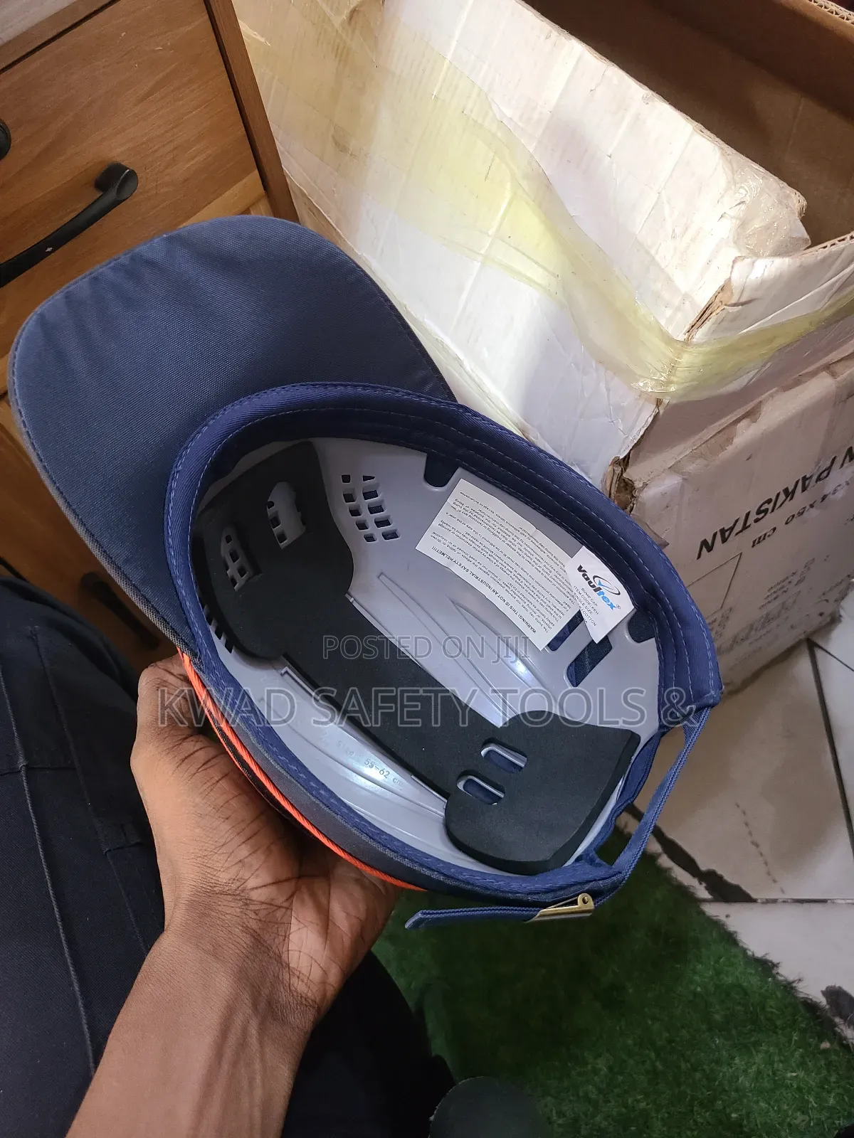 Reflective Bum Cap
