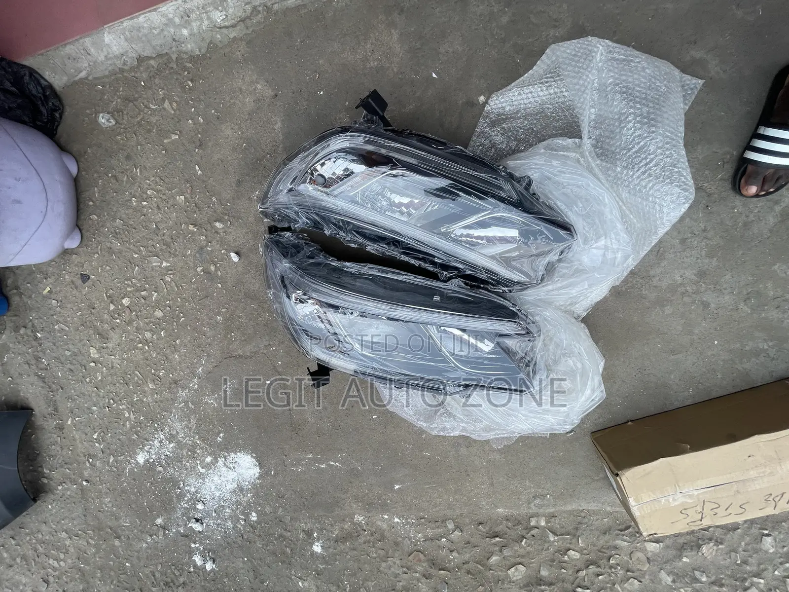 Honda CRV 2014,2015,2016 Headlight Pair