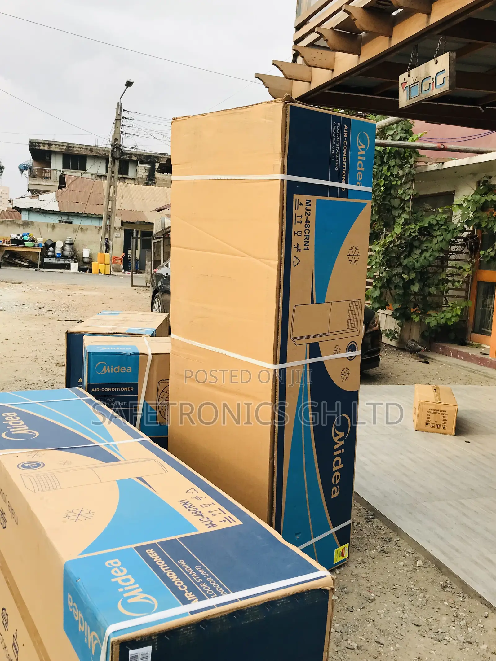 Fast Chilling 5.0 HP Split R410 Midea White Floor Standing