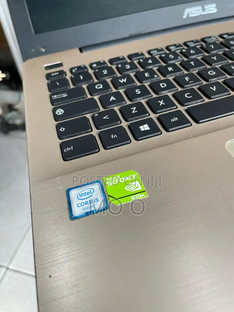 Laptop Asus F550CC 8GB Intel Core I5 HDD 1T