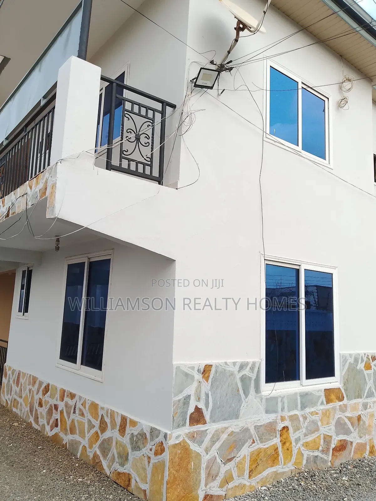 2bdrm Apartment in Community 18 Area, Spintex for rent