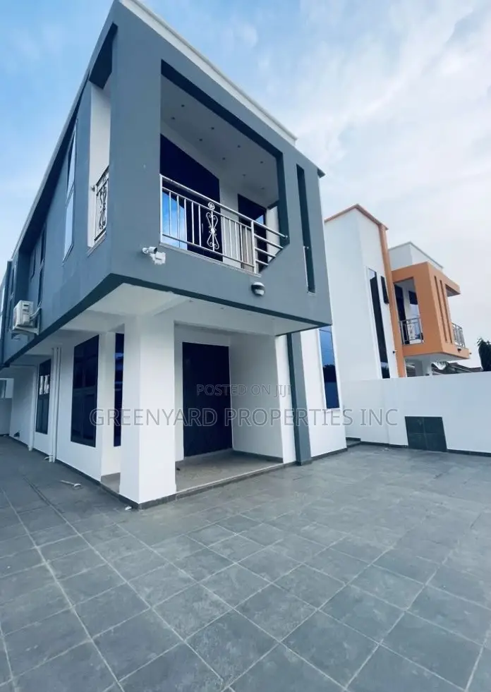 4bdrm House in Adjiriganor, East Legon for sale