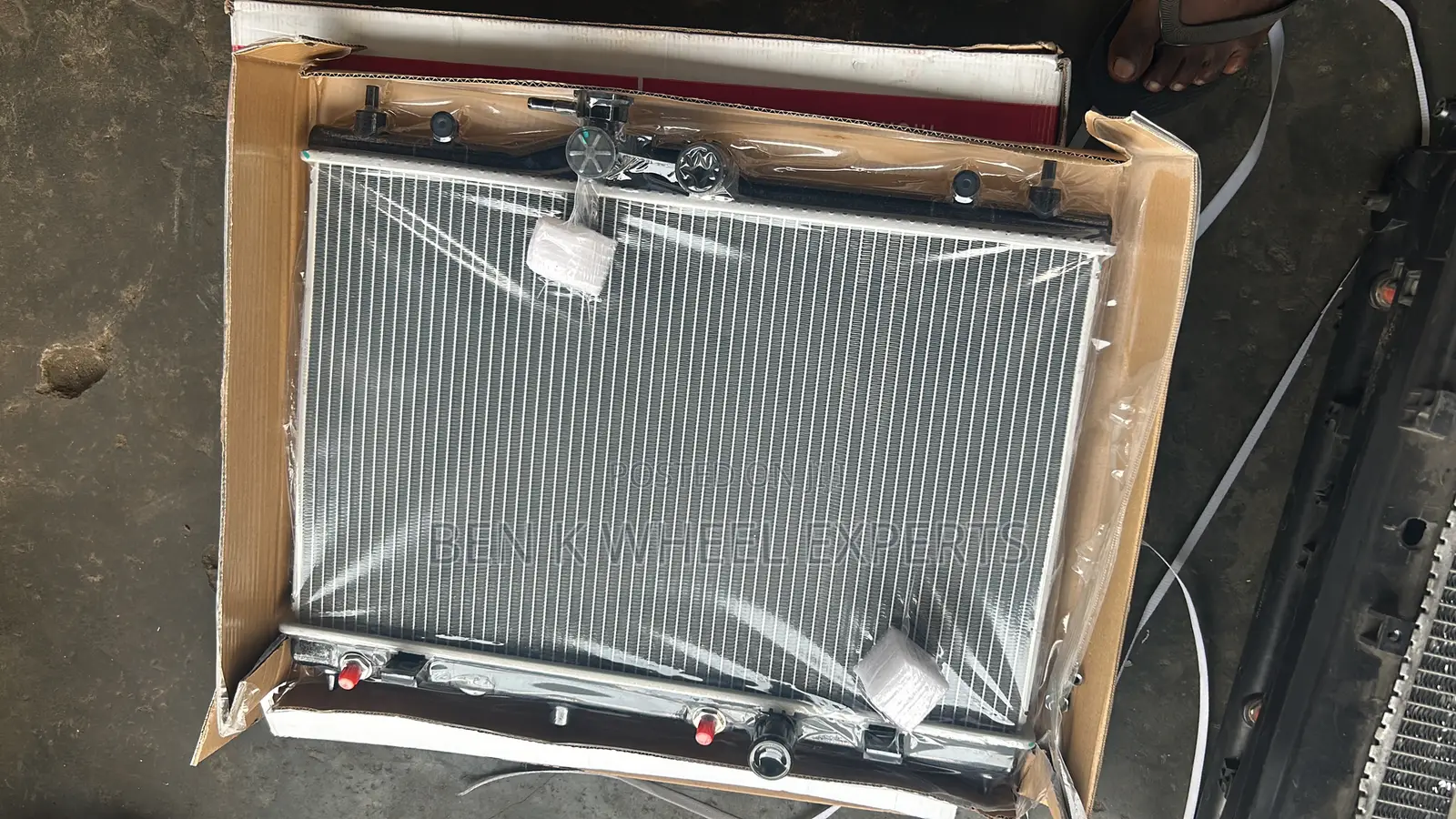 Nissan Versa Radiator Tank