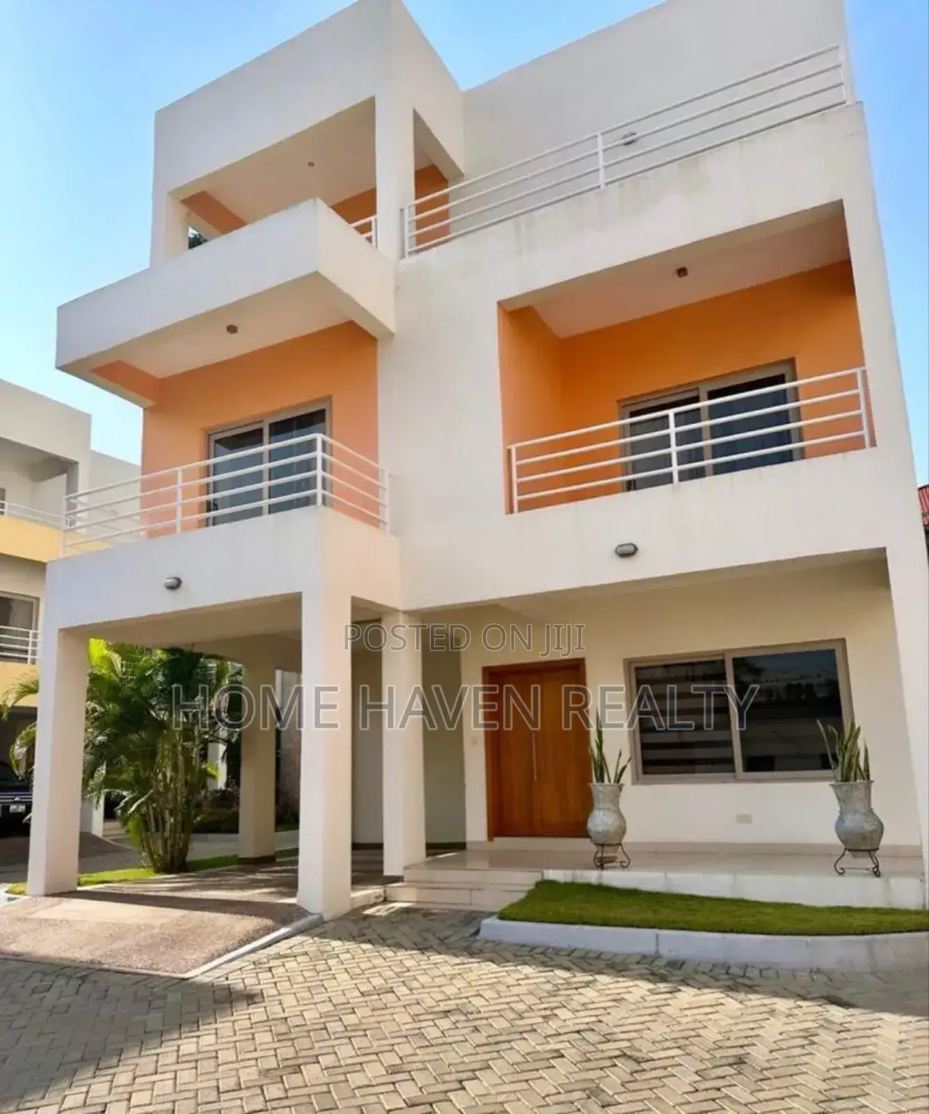 Furnished 5bdrm Townhouse / Terrace in Airport Residentials for rent