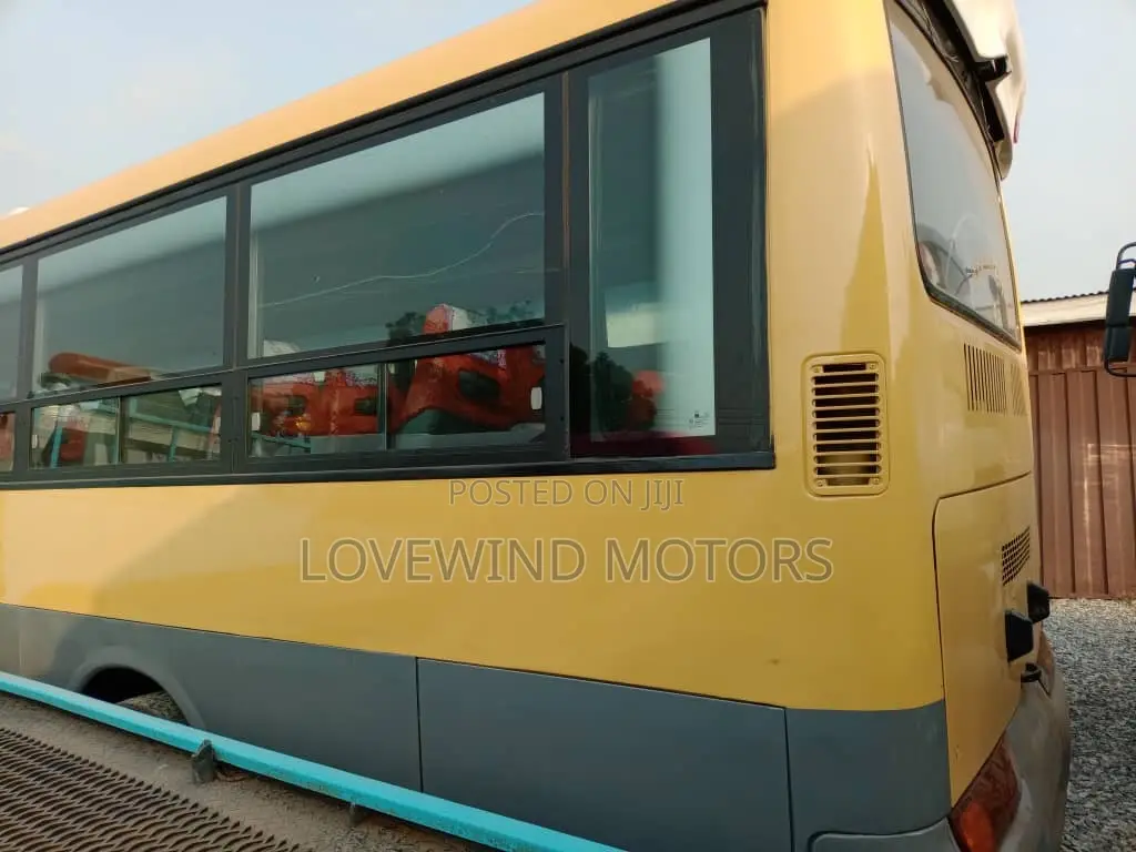 Hyundai Aero City 2014 Yellow