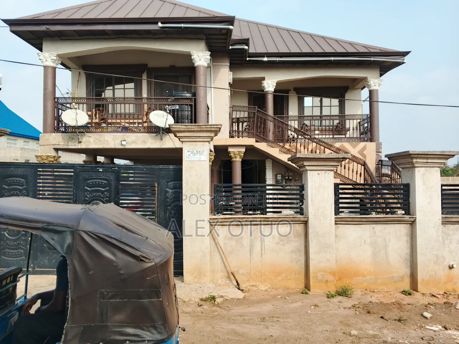 8bdrm House in Alex Otuo Properties, Ejisu-Juaben Municipal for sale