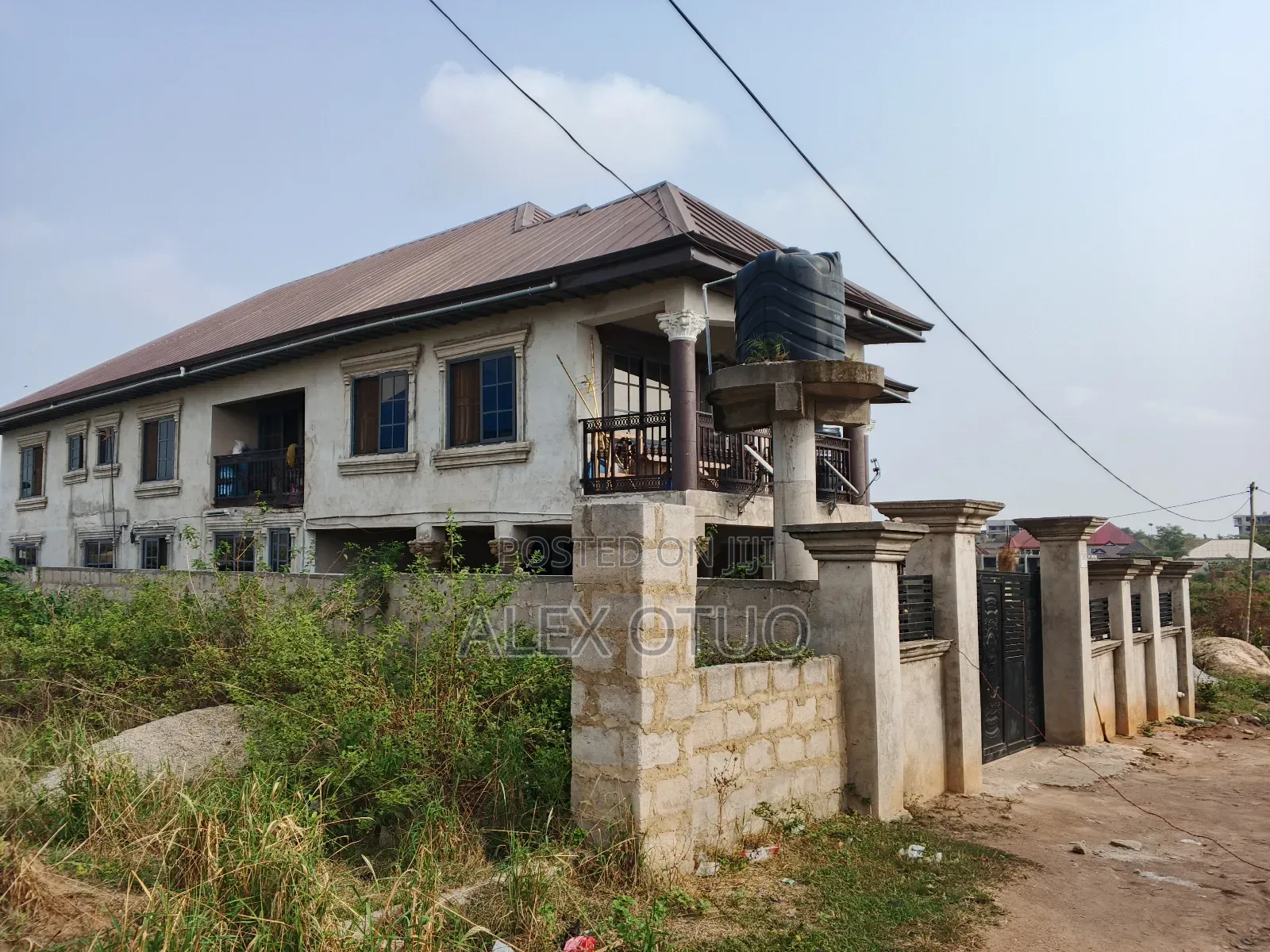 8bdrm House in Alex Otuo Properties, Ejisu-Juaben Municipal for sale