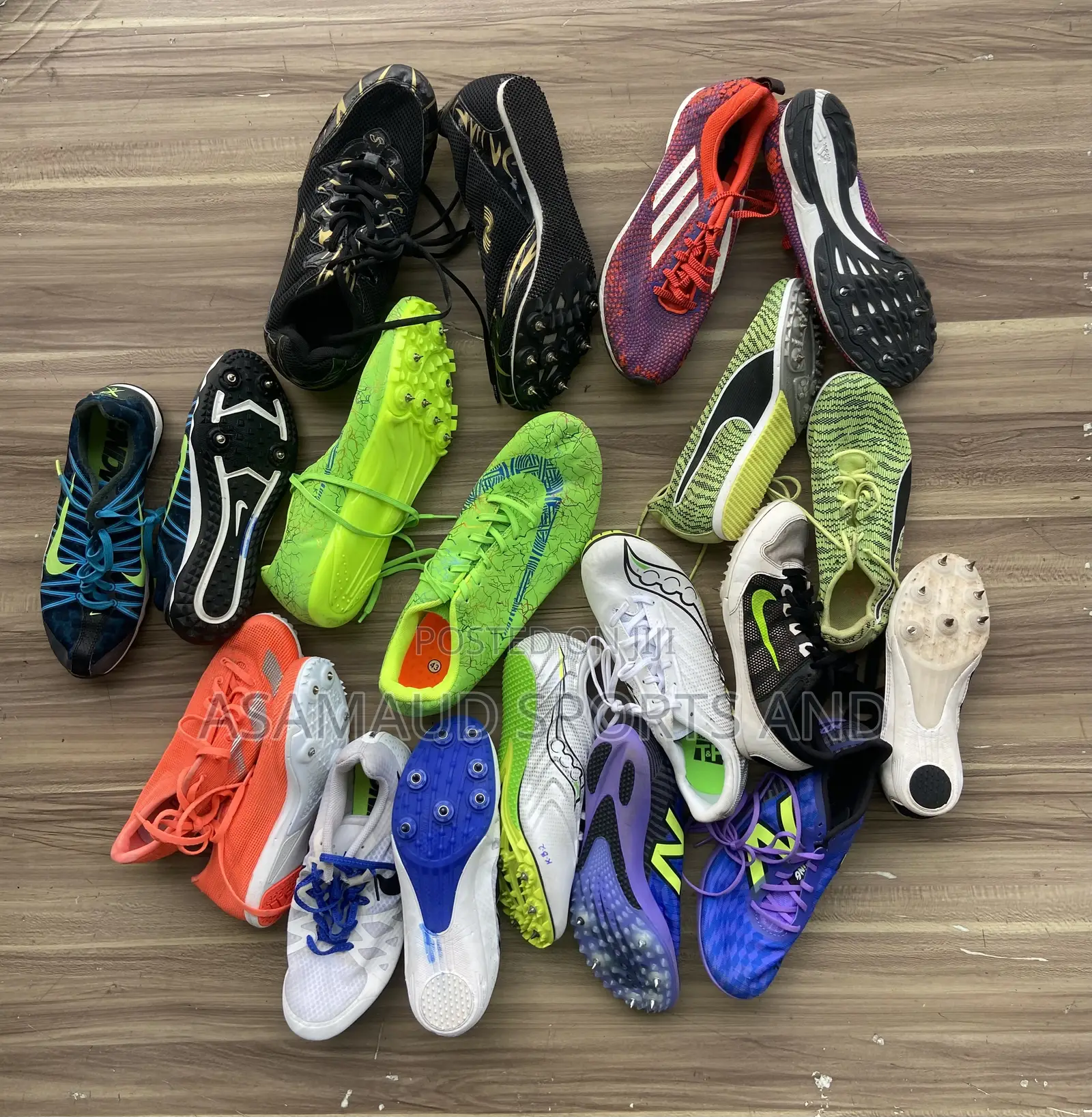 Original Running Spikes Available at Cool Price