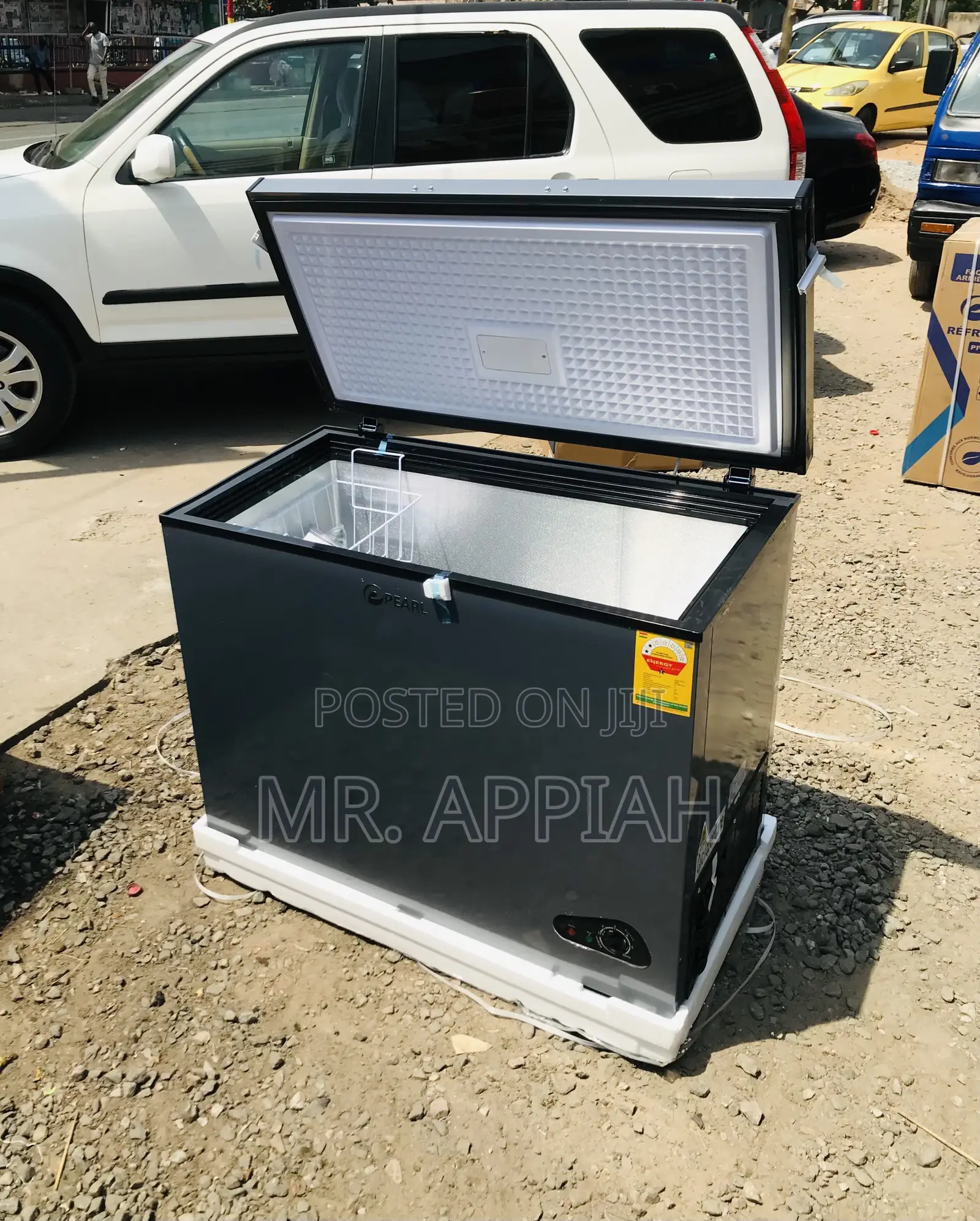 Efficient Pearl 250ltr Electric Chest Freezer 