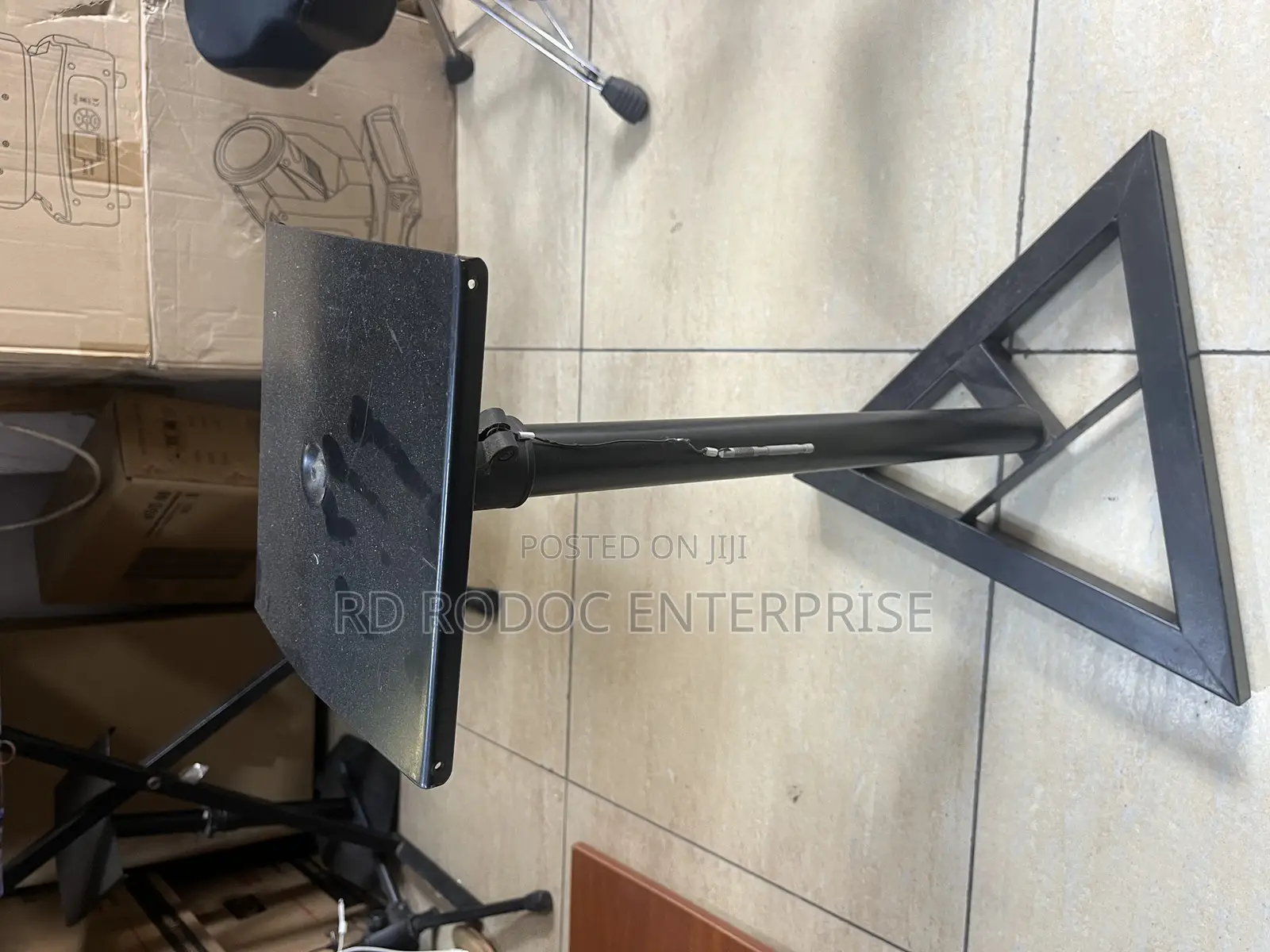 Studio Monitor Stand