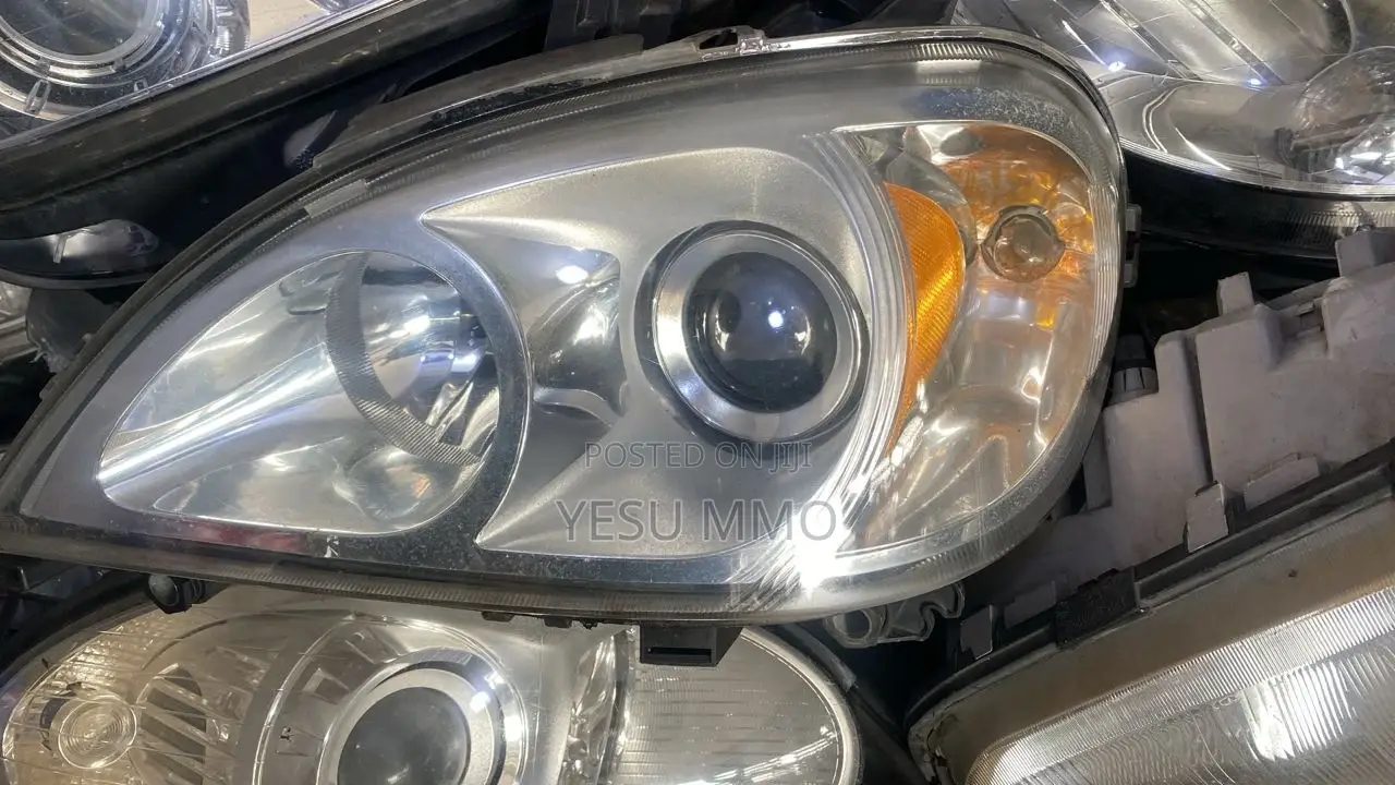 Mercedes Benz ML 350 2005 Headlight