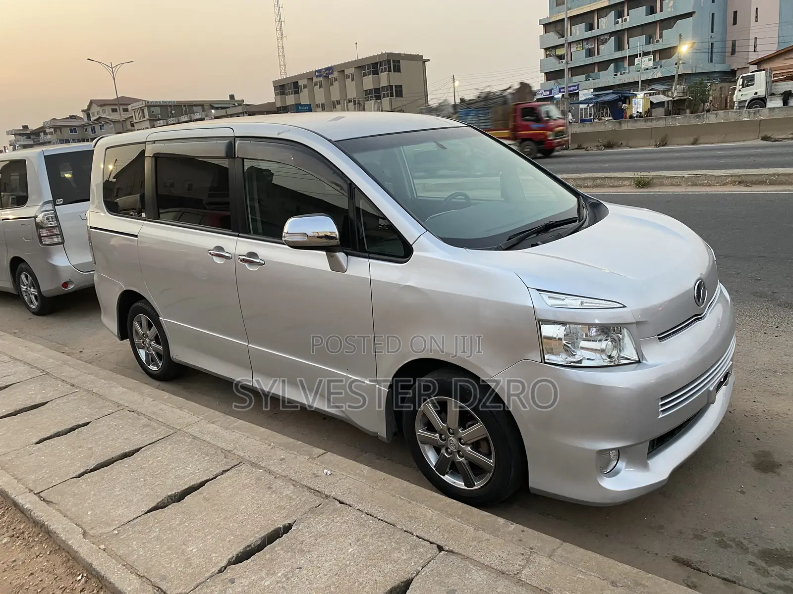 Toyota Voxy SV Premium 2014 Black