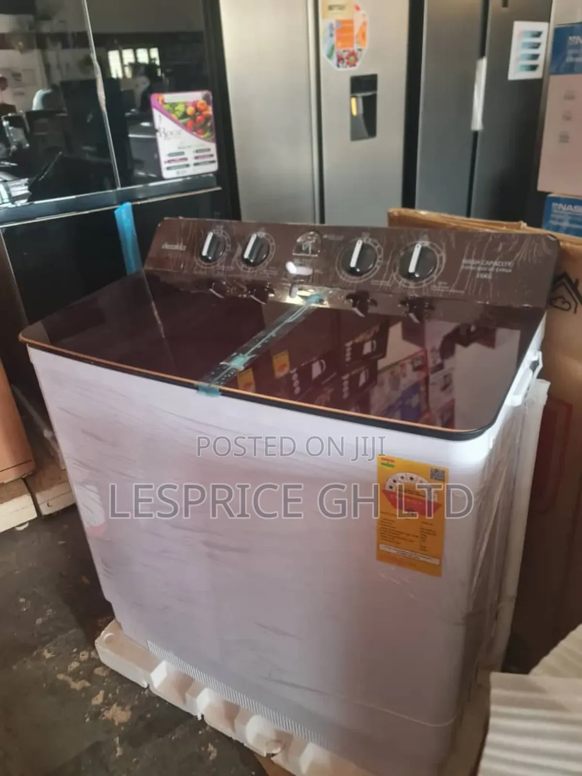 Suitable for Small Families: Decakila 15kg Washing Machine